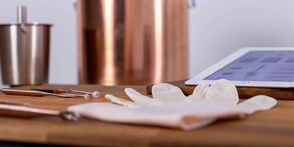 Manufacturing compliance tools for medical devices.